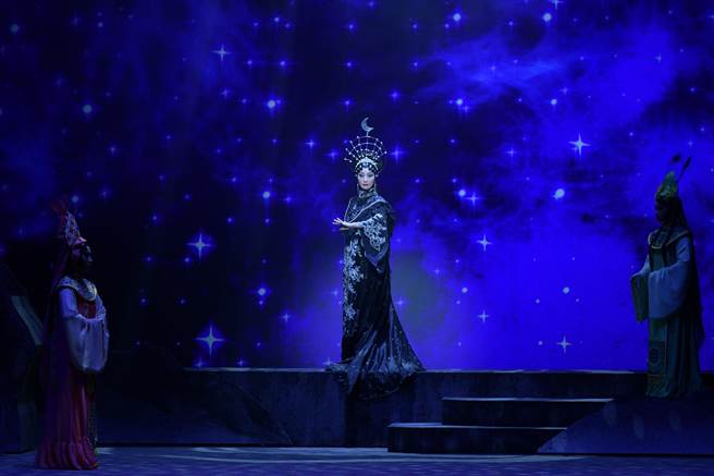 受到疫情升温影响，辜公亮文教基金会考量部分观眾群年事较长，有较高风险，决定取消原本近期要登场的《京崑戏说长生殿》、《魔笛》两出新编大戏演出。（辜公亮文教基金会提供）