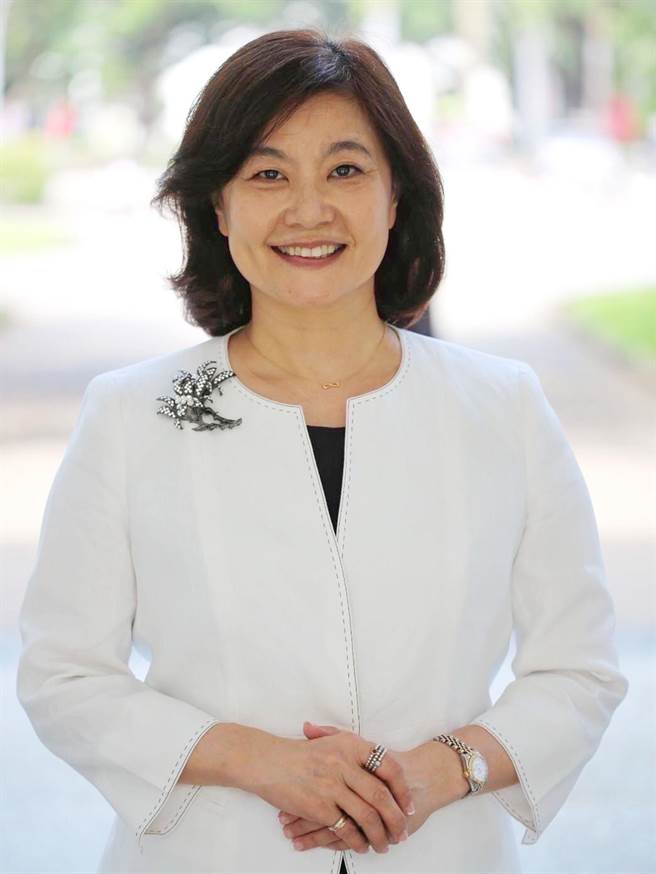 静宜大学第12任校长林思伶，期许未来静宜能逐步迈向全球结盟的崭新里程碑！（静宜大学提供）