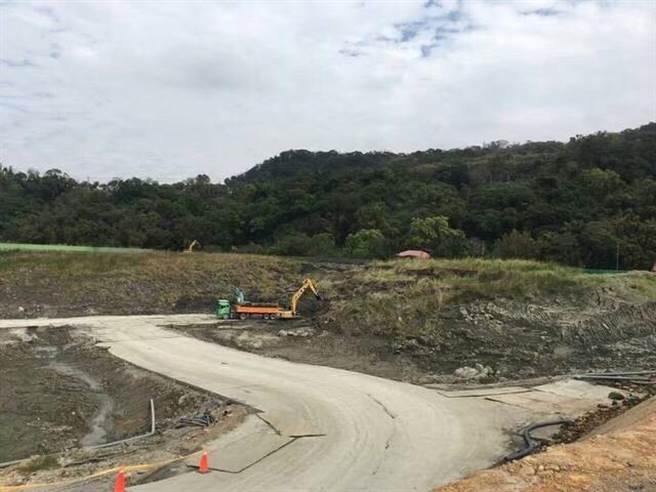 桃园市石门水库每年入砂量约有342万立方公尺，今年总清淤目标为440万立方公尺。（经济部水利署北区水资源局提供／陈梦茹桃园传真）