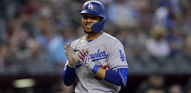 贝兹目前以14轰独居国联全垒打王(美联社)