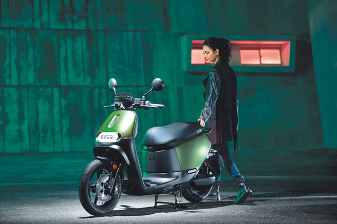 Gogoro夏季购车优惠，入主Gogoro SuperSport（见图）、S Performance、2系列、3系列，或VIVA XL／MIX指定车款即享「四大O负担」好康。（Gogoro提供）