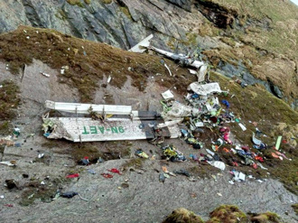 尼泊爾客機墜毀恐全數罹難 最新現場照曝光 遺體面目全非