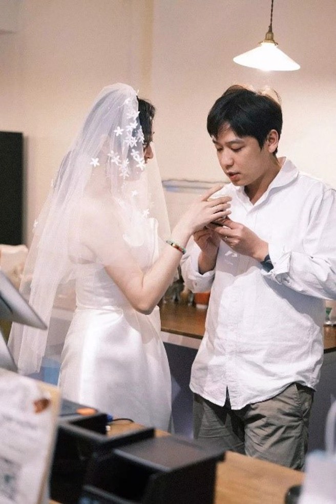 林少怀与宋雪薇共创咖啡梦。(图／新华社提供)

