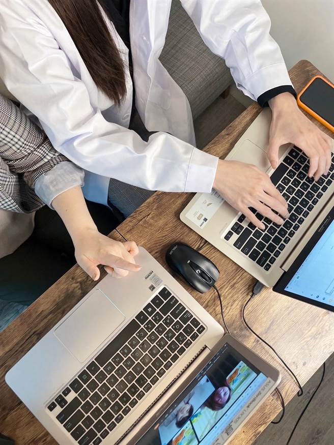 飞达旅游开办「行程视讯健检」。（飞达旅游提供）