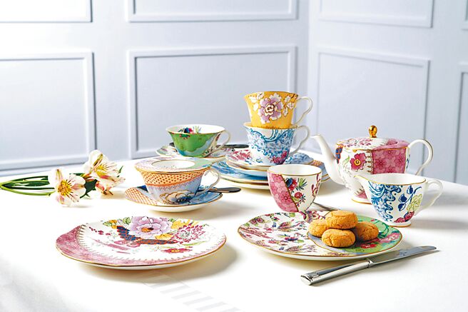 WEDGWOOD首度于百货推出展售会，精选餐瓷全面5折起。（SOGO提供）