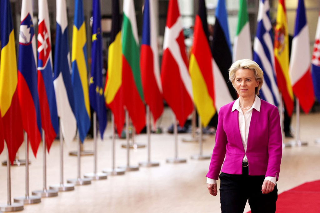 欧盟30日达成部分禁运俄罗斯石油协议，欧盟执行委员会主席范德赖恩（Ursula von der Leyen）表示年底前能断90%。（图／路透社）(photo:ChinaTimes)
