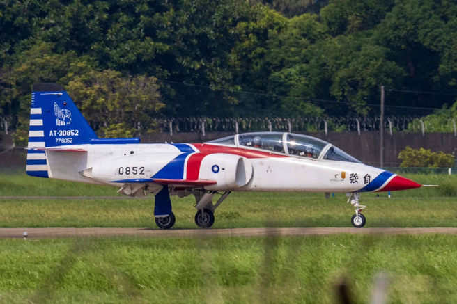 今天失事的飞机资料照（王姓航迷提供）