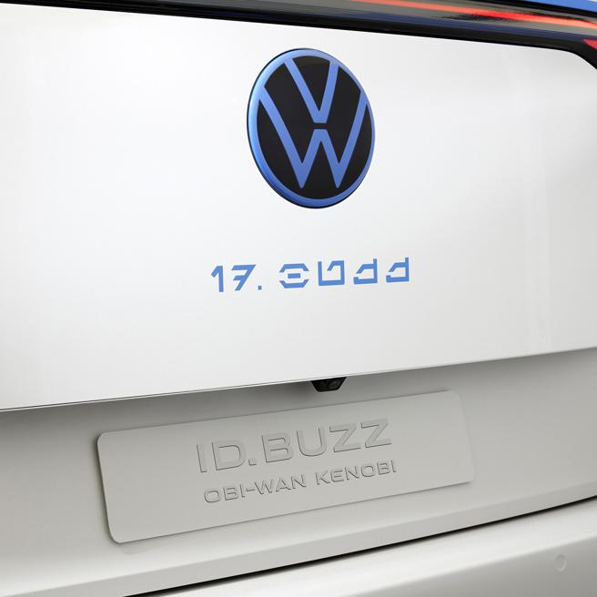 车尾的Buzz字样採用经典的《星际大战》Aurebesh字体设计。（VW提供）