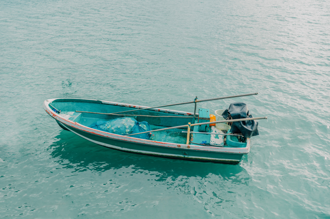 吉里巴斯2名渔夫出海捕鱼却迷失方向，漂流途中竟意外找到失踪50年叔叔的下落。(示意图/达志影像)