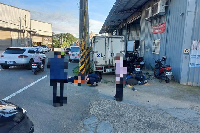 某科技公司罗姓副总经理日前开车在新埔镇涉嫌肇事过失致机车骑士死亡的现场。（新埔分局提供／罗浚滨新竹传真）