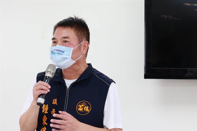 苗栗议长锺东锦盼党中央办民调选出下届县长人选。（锺东锦服务团队提供／李京升苗栗传真）