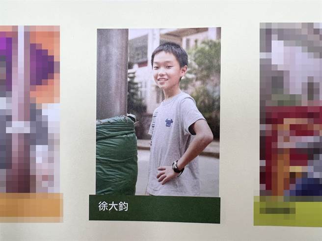 徐大钧国小时期才从外地搬到新北市新店区，就读新店区青潭国小第51届。（李奇叡摄）