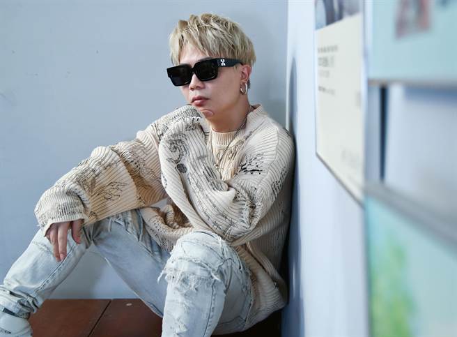 蕭秉治將於7月2日舉辦《狂人》新專輯演唱會。（陳俊吉攝）