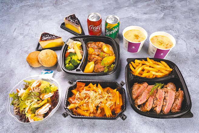 义大皇家星亚自助餐厅双人分享餐。（义大皇家酒店提供）