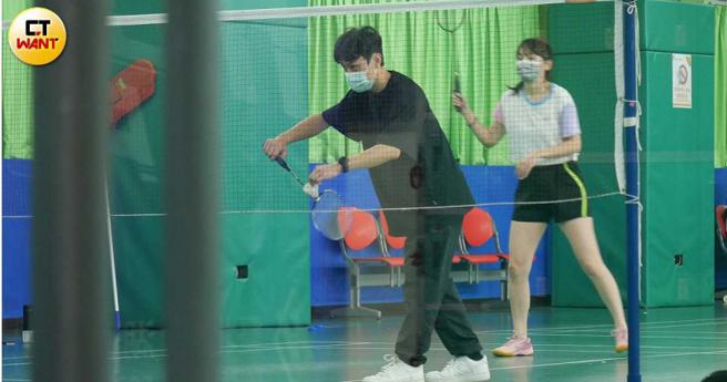 洗菜与顏佑庭搭配双打，默契十足。（图／本刊摄影组）