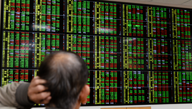 受美股下跌影响，台股出现震盪。（示意图／报系资料照）