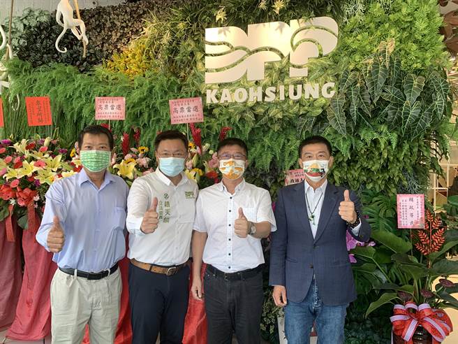 民進黨高市黨部主委1日舉行交接。(民進黨提供)