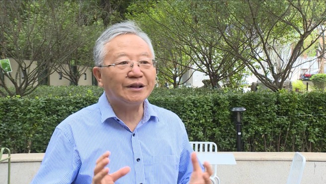 南京市作家协会副主席薛冰分享读书活动。(图／主办单位提供)