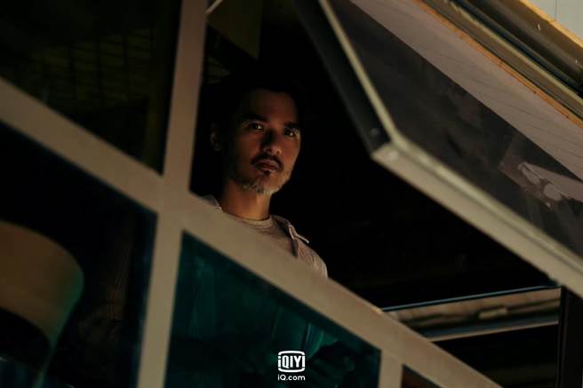 馮德倫是正是邪讓觀眾猜不透。（愛奇藝國際提供）