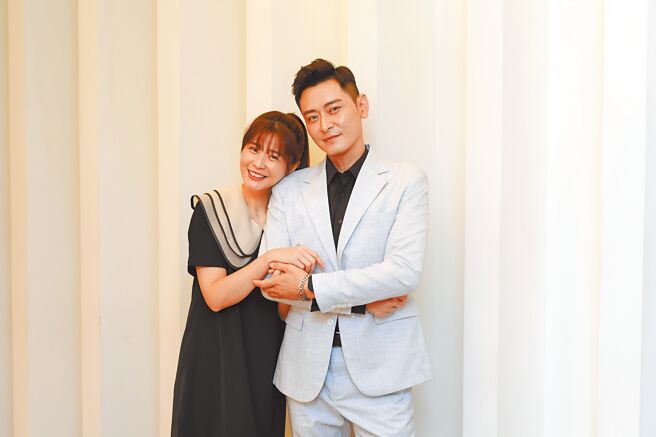 李燕（左）、陳冠霖先後染疫康復，回歸《一家團圓》。（三立提供）