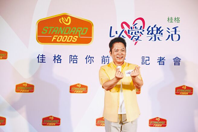 卜学亮昨出席活动，谈及近几年因疫情关系多了许多时间与父母相处。（邓博仁摄）