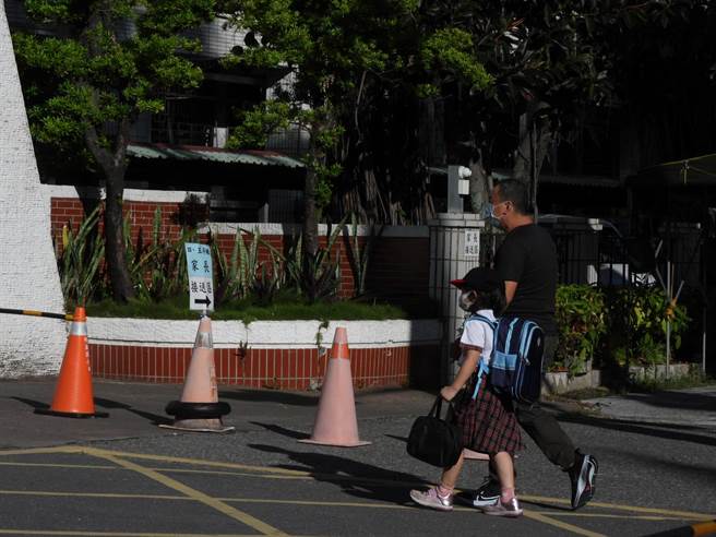 花莲县高级中等以下学校（含公私立幼儿园）将延长线上教学课程至6月8日，预计6月9日恢復实体课程。（资料照）
