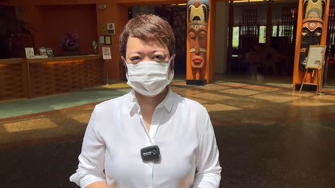 國旅振興補助提前7／15實施，台東觀光協會理事長潘貴蘭表示，飯店電話響不停。（蔡旻妤攝）