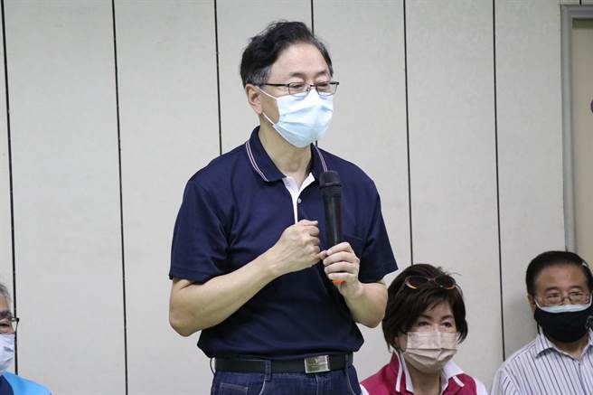 羅智強宣布退選，張善政(圖)的臉書慘被灌爆。（資料照片）