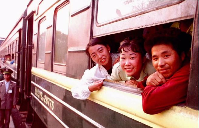 民工专车示意图（新华社）