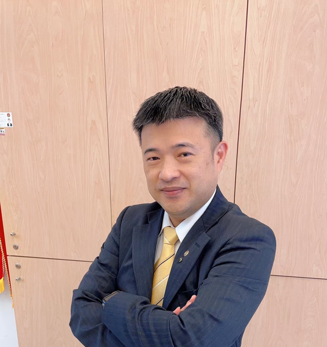 谢其宏表示，银行往往会採信永庆房屋买卖契约书上的成交价，并给出优惠贷款成数，对消费者更有利。(图/永庆房屋提供)