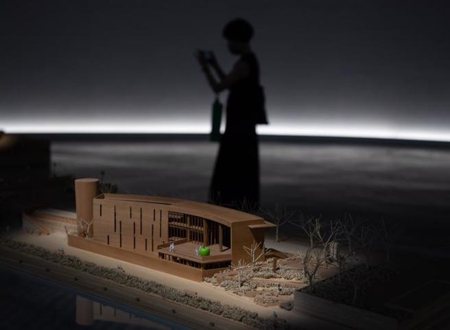  「挑戰—安藤忠雄展」世界巡迴展2日在松山文創園區舉行開幕記者會，3日起至9月13日正式開展，現場展出多件展品，帶領觀眾探索日本建築大師安藤忠雄的創作理念與對人生的挑戰。（圖/ 中央社）