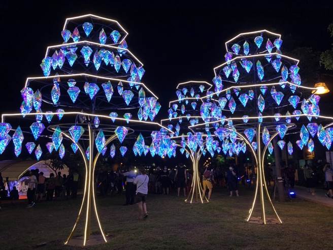 鹿港慶端陽，舉辦小鎮光影藝術節。（彰化縣政府提供／吳敏菁彰化傳真）