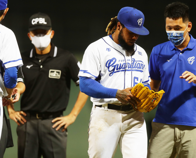 富邦悍将威迪兹。（季志翔摄）