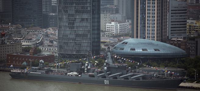 俄太平洋舰队举行为期一周的军演。图为2014年中俄演习画面（图/路透）