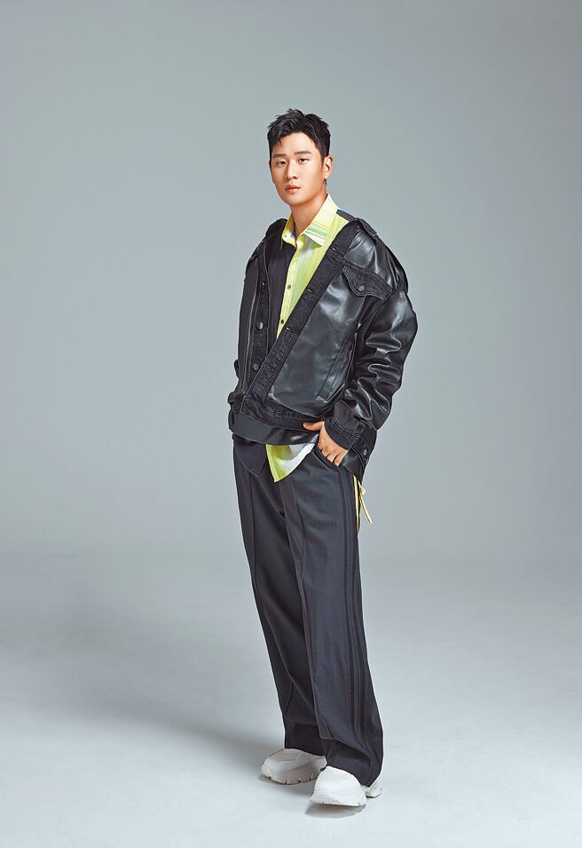 周兴哲昨宣布将在10月重启小巨蛋演唱会，同时释出演唱会主题曲。（星空飞腾提供）