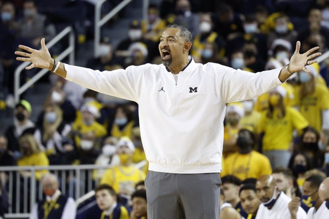 密西根大学教练朱万霍华不愿接受湖人主帅职位或许很正确。(路透资料照)