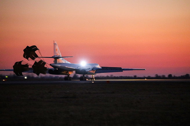 专家指出，核武是对战争影响最大的武器。图为俄军Tu-160战略轰炸机。（示意图／俄罗斯国防部脸书）