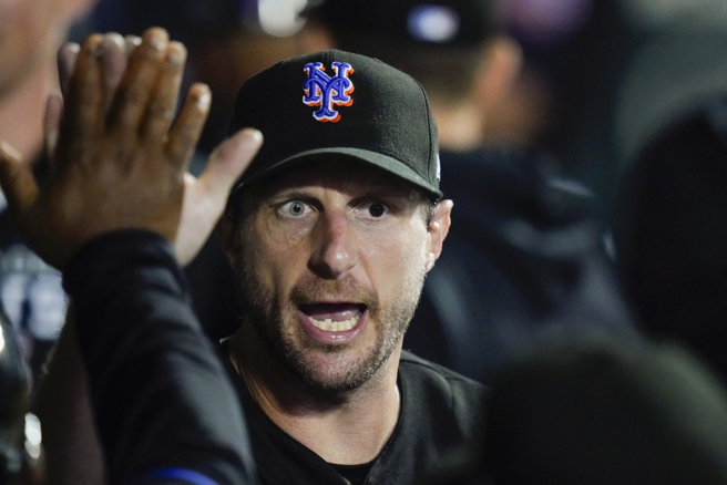 大都会投手薛尔瑟在復健中被狗咬伤右手，伤势轻微。（美联社资料照）