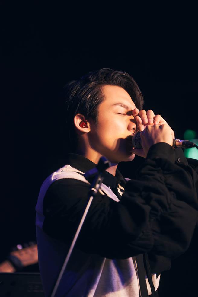 徐暐翔昨舉辦「我想你記得」音樂會。（索尼音樂提供）
