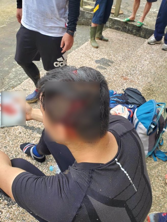 郭男自行脱困意识清楚，惟头部有撕裂伤。（警方提供／李奇叡新北传真）
