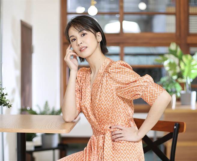 曾沛慈散发新婚小女人的幸福甜蜜。（陈俊吉摄）