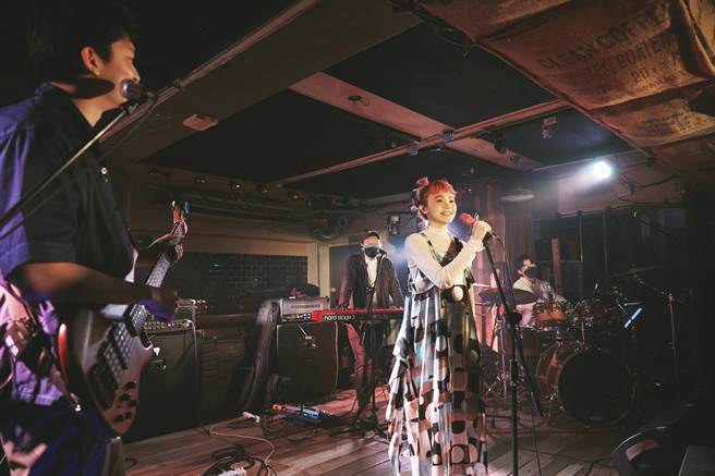 青虫上個月28日舉辦單曲搶先暖身場。（青虫樂團提供）