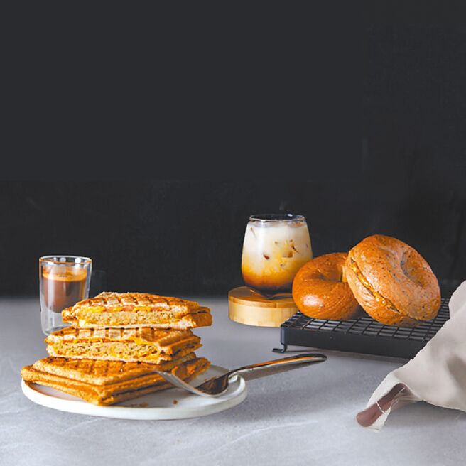 路易莎庆16周年，30日前来店消费餐饮、甜点可享8折优惠。（路易莎提供）