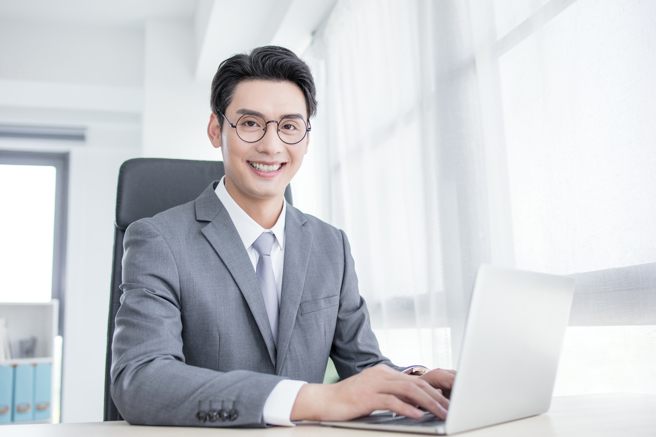 生肖属虎、蛇、猴、马、狗的人聪明又肯吃苦，最有机会拥有成功人生。（示意图／shutterstock）