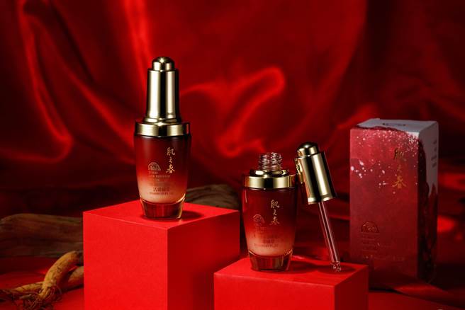 舒沉香极致黄金逆龄活肤精萃。（舒沉香提供） 