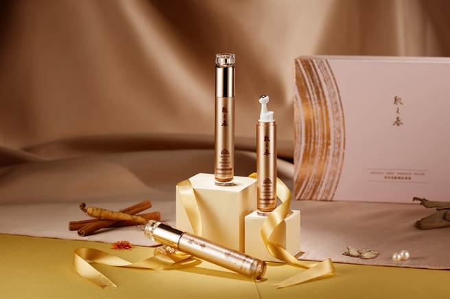 舒沉香高效逆龄抚纹凝霜。（舒沉香提供） 