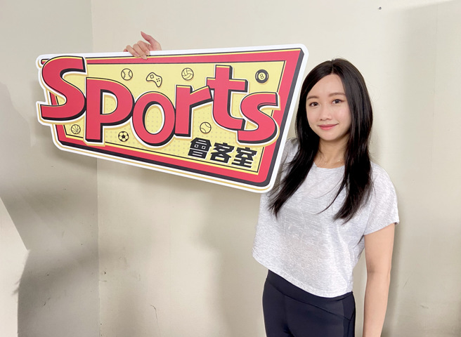 射擊「證件妹」吳佳穎在《Sports會客室》分享參加東京奧運的心情並展望巴黎奧運。（中時新聞網攝）