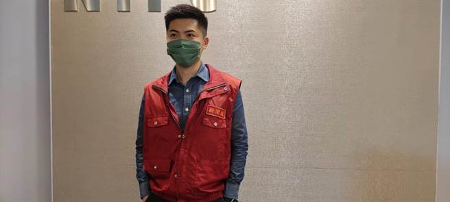 新北市府副发言人张劭斌表示，早就要求公务员在上班时间必须按照规定，这问题三重地政事务所已统一回应。（陈慰慈摄）