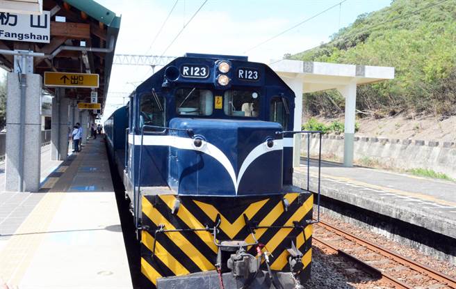 枋山车站沿途景致优美，期待能跟进多良车站，成为国境之南的热门铁道景点。（林和生摄）