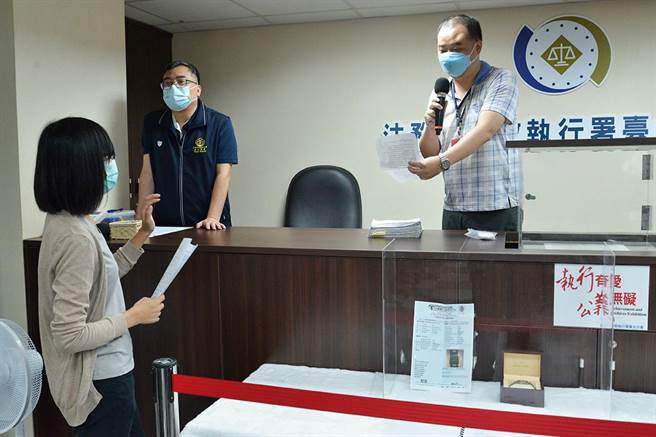 国税局代理人声明承受(台北分署提供)